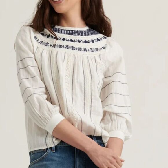 NWT Lucky Brand Zoey Embroidered Peasant Top White and Navy Small - Picture 1 of 16